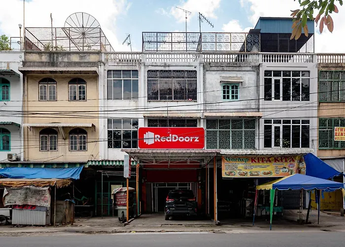 Reddoorz Near Rsud Dr Pringadi Medan 3