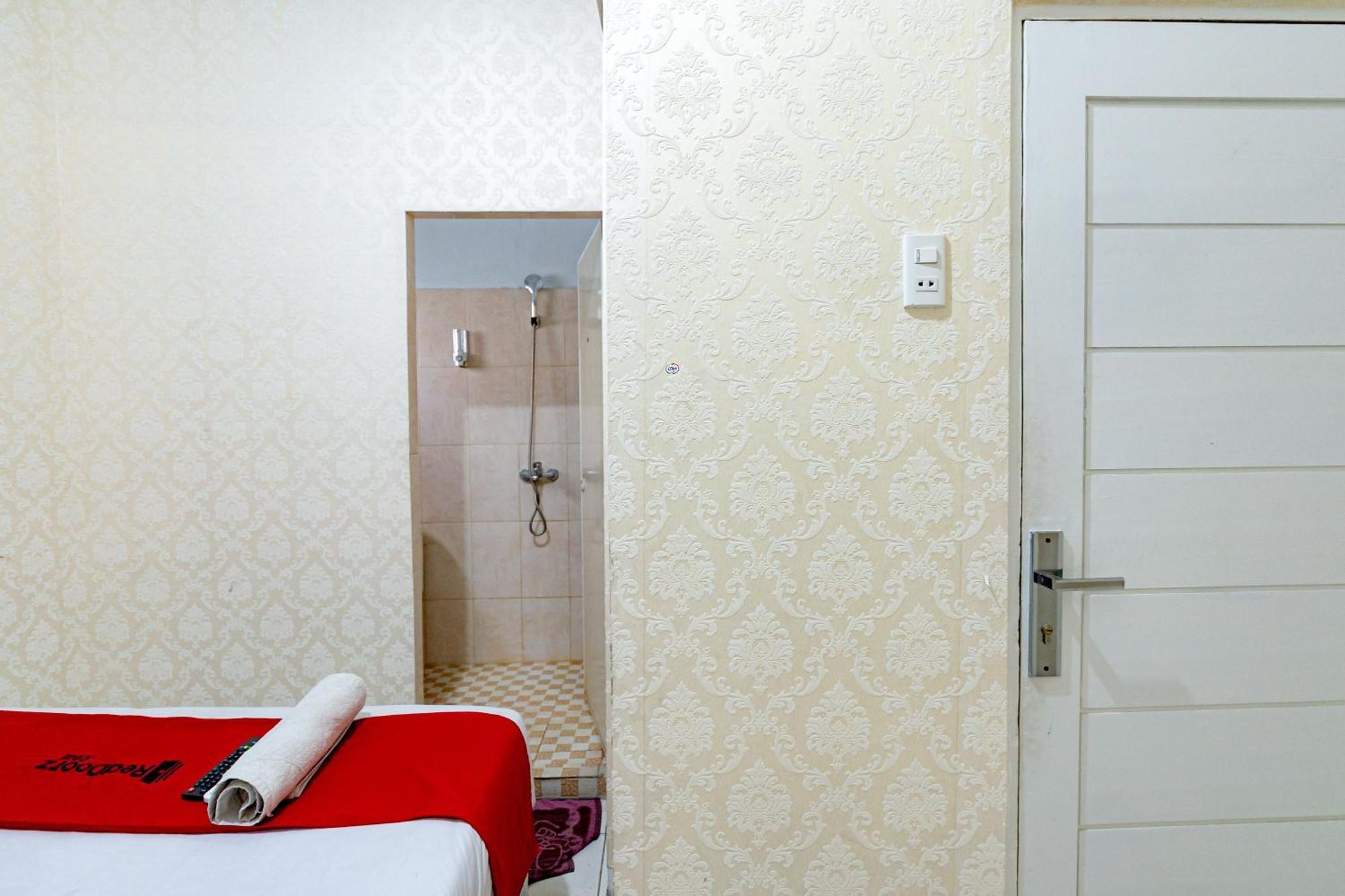 Reddoorz Near Rsud Dr Pringadi 3 2* Medan